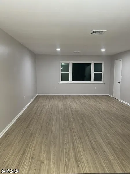 3 bed, 1.0 bath, $2,800 — Photo 2