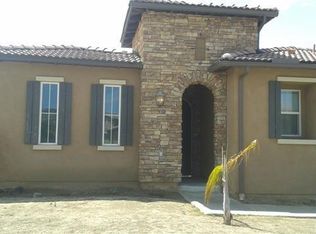 323 Monument Pkwy, Perris, CA 92570