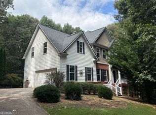 592 Crooked Creek Dr, Dahlonega, GA 30533
