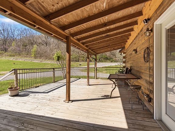 5th image of 5946 SE Tater Peeler Rd