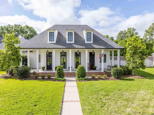 36293 Talonstone Dr, Geismar, LA 70734