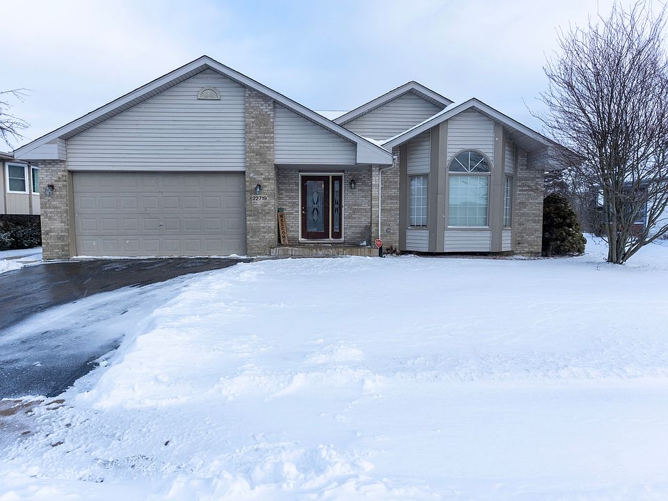 1st image of 22719 Millard Ave
