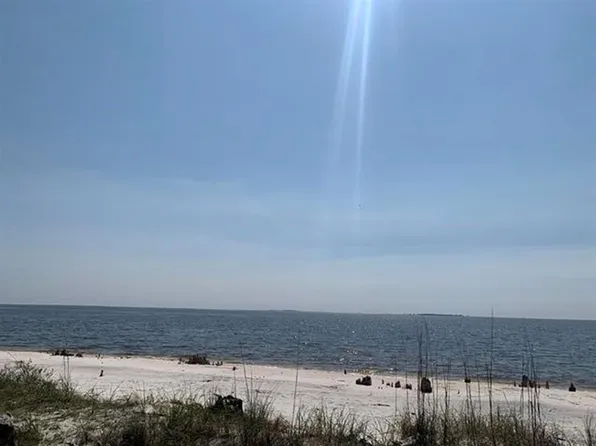 2036 Highway 98, Carrabelle, FL 32322