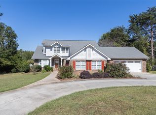 204 Oakwood Estates Dr, Anderson, SC 29621