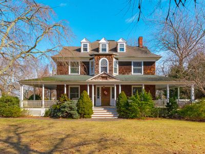 49 S Bay Avenue, Islip, NY, 11751