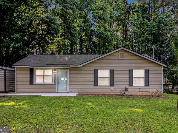 22 Cardinal Ln, Jonesboro, GA 30238