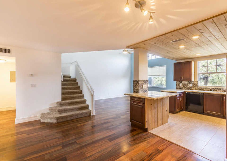 1st image of 506 Mainsail Cir #506
