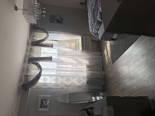 Sold by Elbe Real Estate Inc | media 5