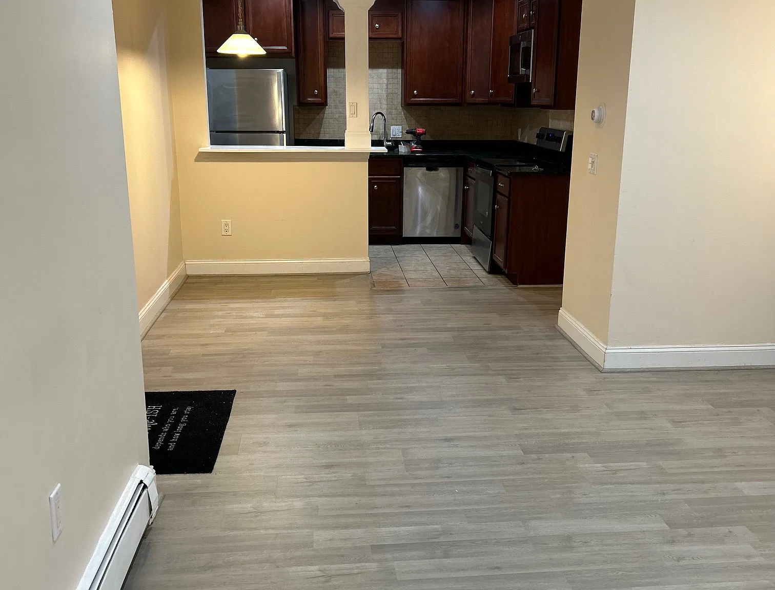 2 bed, 798 sqft, $2,250 — Photo 4