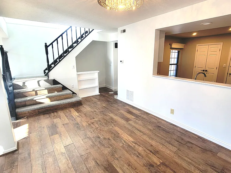1608 Shady Cove Ln — Photo 13