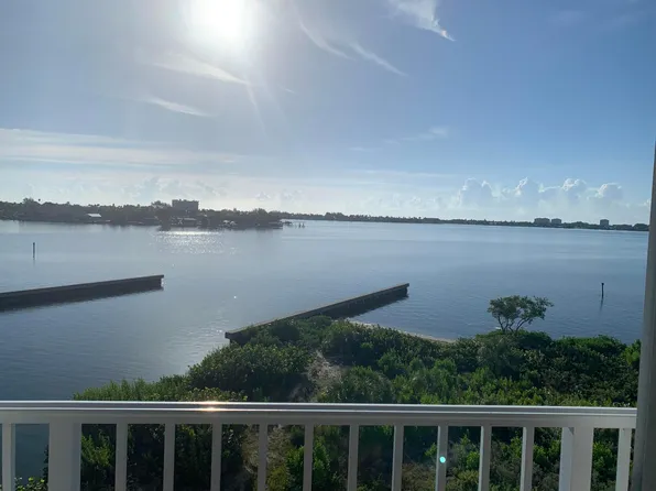20 Harbour Isle Drive W #Ph01, Fort Pierce, FL 34949