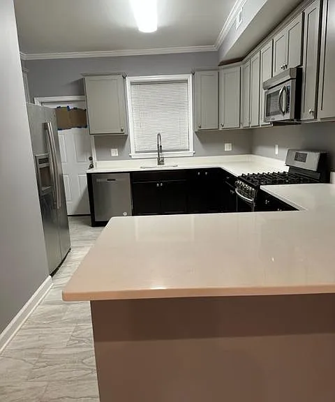 1628 N Milton Ave — Photo 10