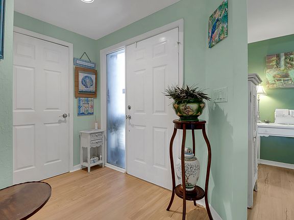2nd image of 2820 Citrus Lake Dr APT 101