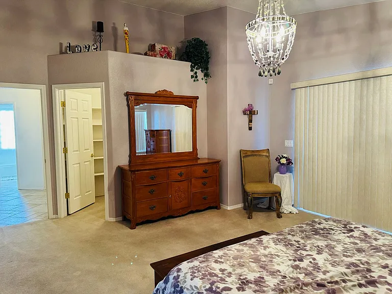 2057 E Sandtrap Ln — Photo 11