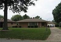 1st image of 947 Sylvan Ln