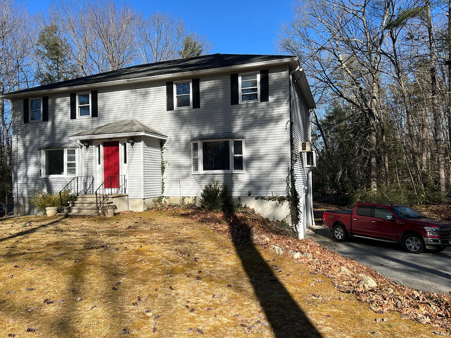 2 bed, 1.5 bath, 1440 sqft, $2,200 — Photo 1