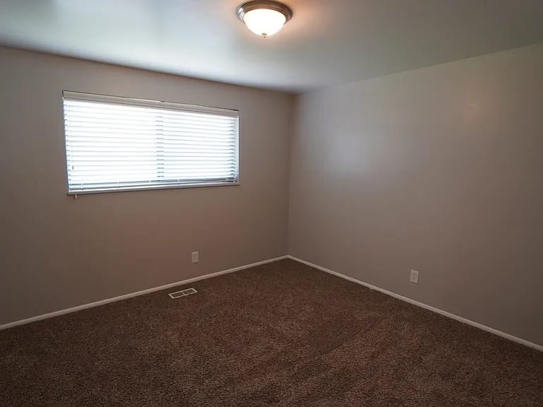2448 N 720 W — Photo 12