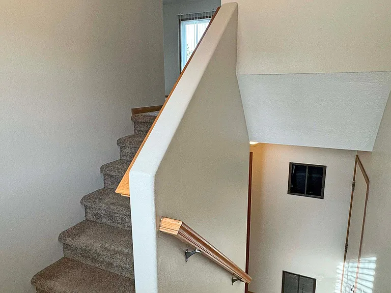 4332 N Hws Cleveland Blvd — Photo 3