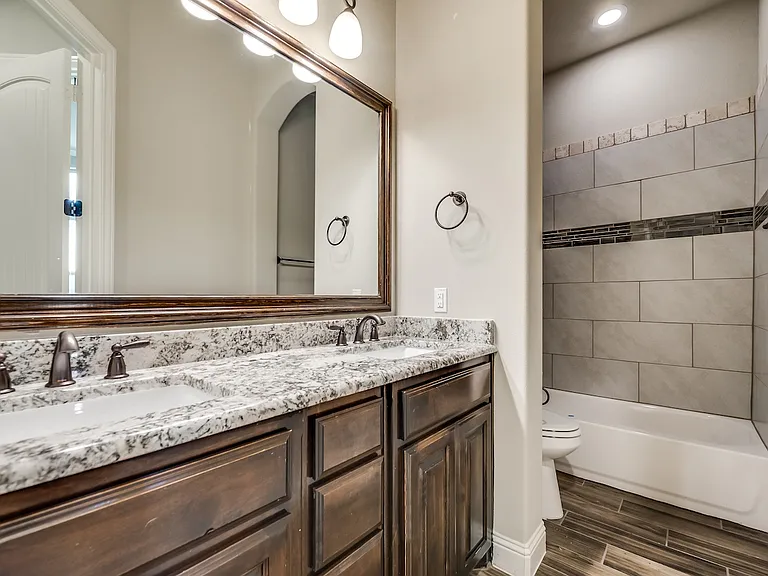 5328 Ethel Ln — Photo 10