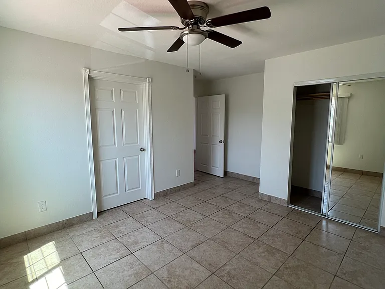 1125 Elder Ave #1 — Photo 10