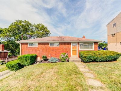 125 Thorncrest Dr, Mc Kees Rocks, PA, 15136