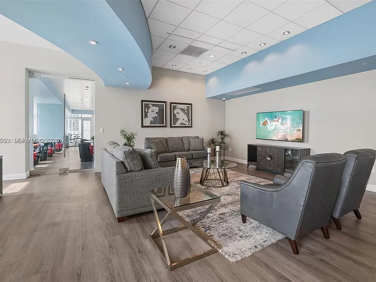 300 S Biscayne Blvd #Penthouse 3807 — Photo 16