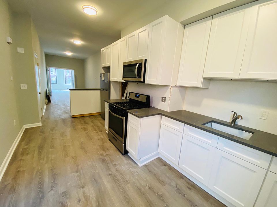 New Kitchen cabinets countertops