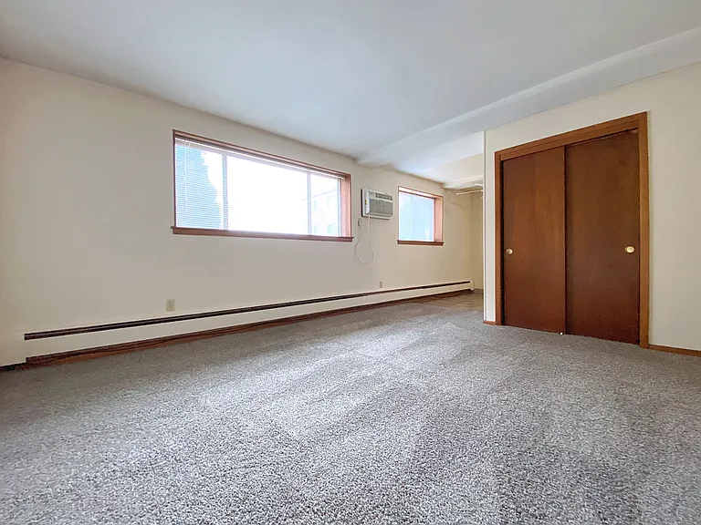 Davern Park Apartments — Photo 51