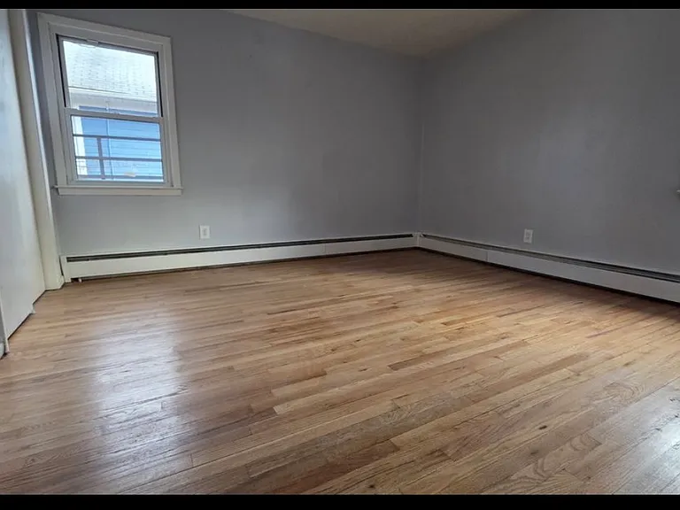 1611 Oliver St #B — Photo 5