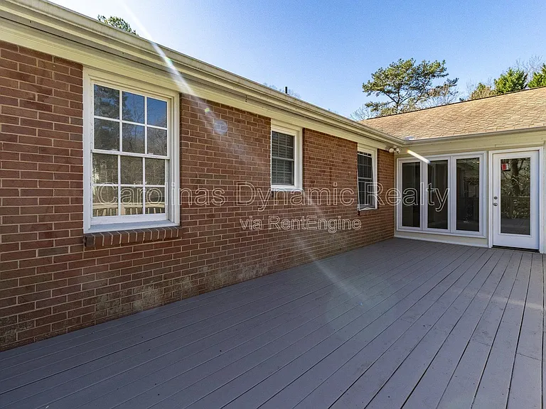 6618 Castlegate Dr — Photo 36