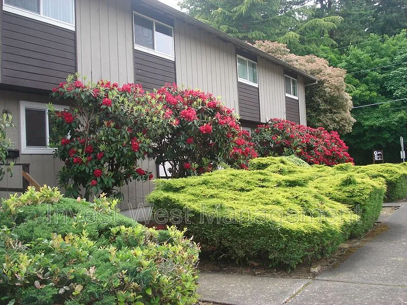 2 bed, 1.5 bath, 950 sqft, $1,850 — Photo 1