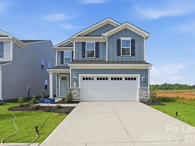 862 Heathway Dr — Photo 1