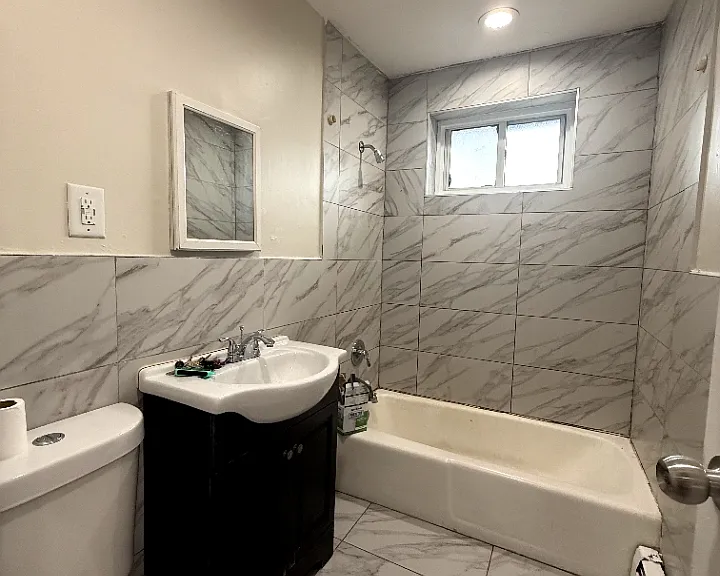 342 Roseville Ave #8C — Photo 8