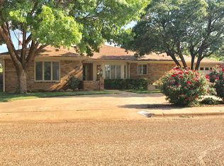 1309 Peoria St, Slaton, TX 79364