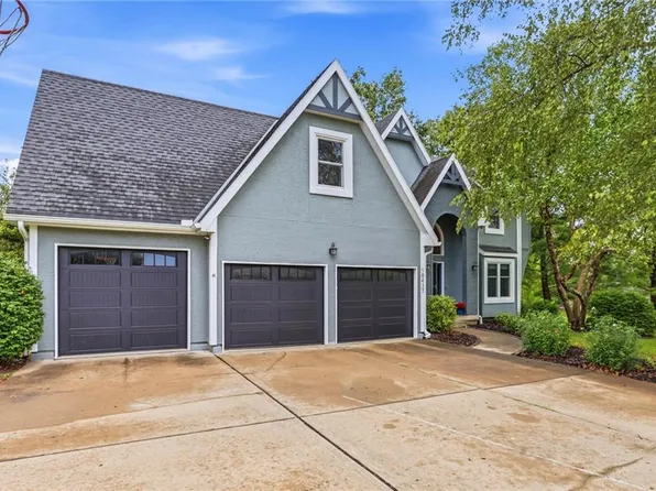 18437 Lamar Ave, Stilwell, KS 66085