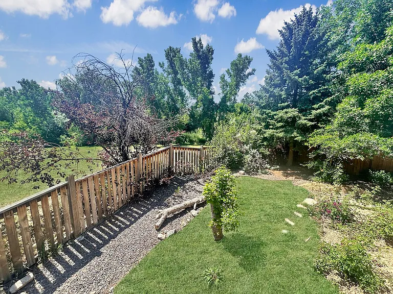 8059 S Johnson Ct — Photo 33