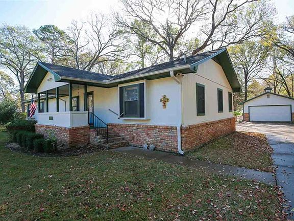 2nd image of 21122 Lauderdale Ln