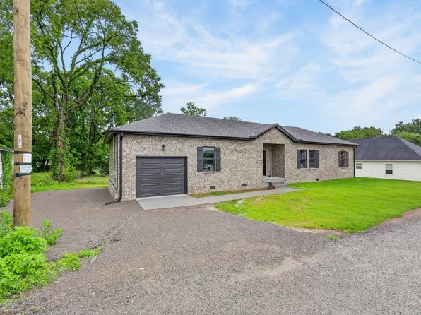 101 N Statesville Ave, Watertown, TN 37184