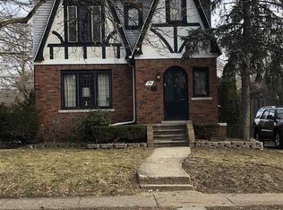 21 Sylvan Ave, Pleasant Ridge, MI 48069