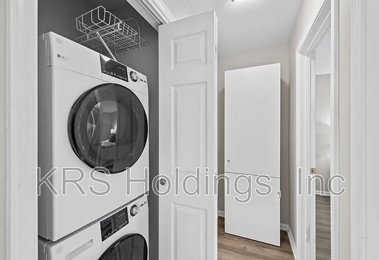 2050 N Calvert St #410 — Photo 20