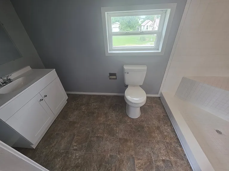 419 W Highland St #419 — Photo 6