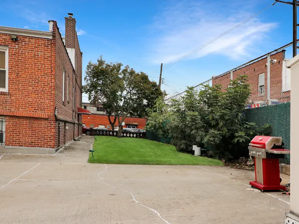 58-69 59th Street image 5 of 13