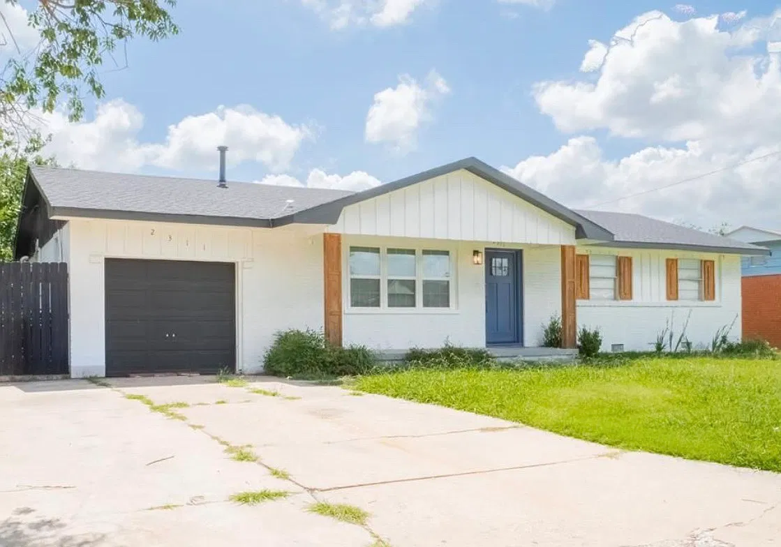 4 bed, 2.5 bath, 1480 sqft, $1,750 — Photo 1