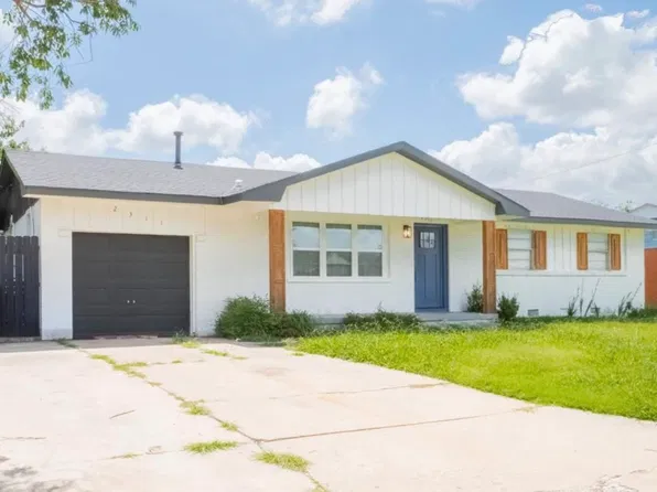 2311 NW 44th St, Lawton, OK 73505