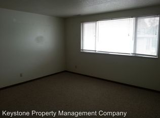 720 E Market St APT 5, Iowa City, IA 52245