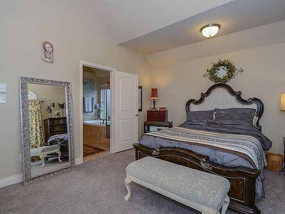 5th image of 28815 Crested Butte Dr