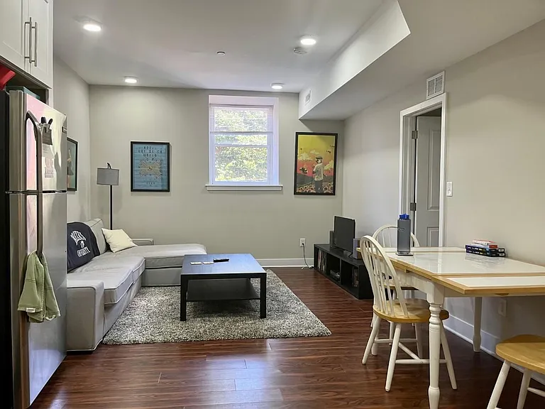 2001 Spring Garden St #206 — Photo 7
