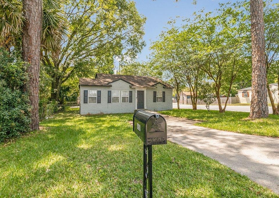 1st image of 4856 Palmer Ave