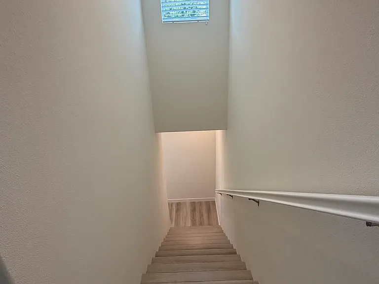 4385 Maple Ln — Photo 7