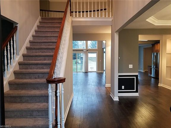 5th image of 6396 Pebblecreek Dr